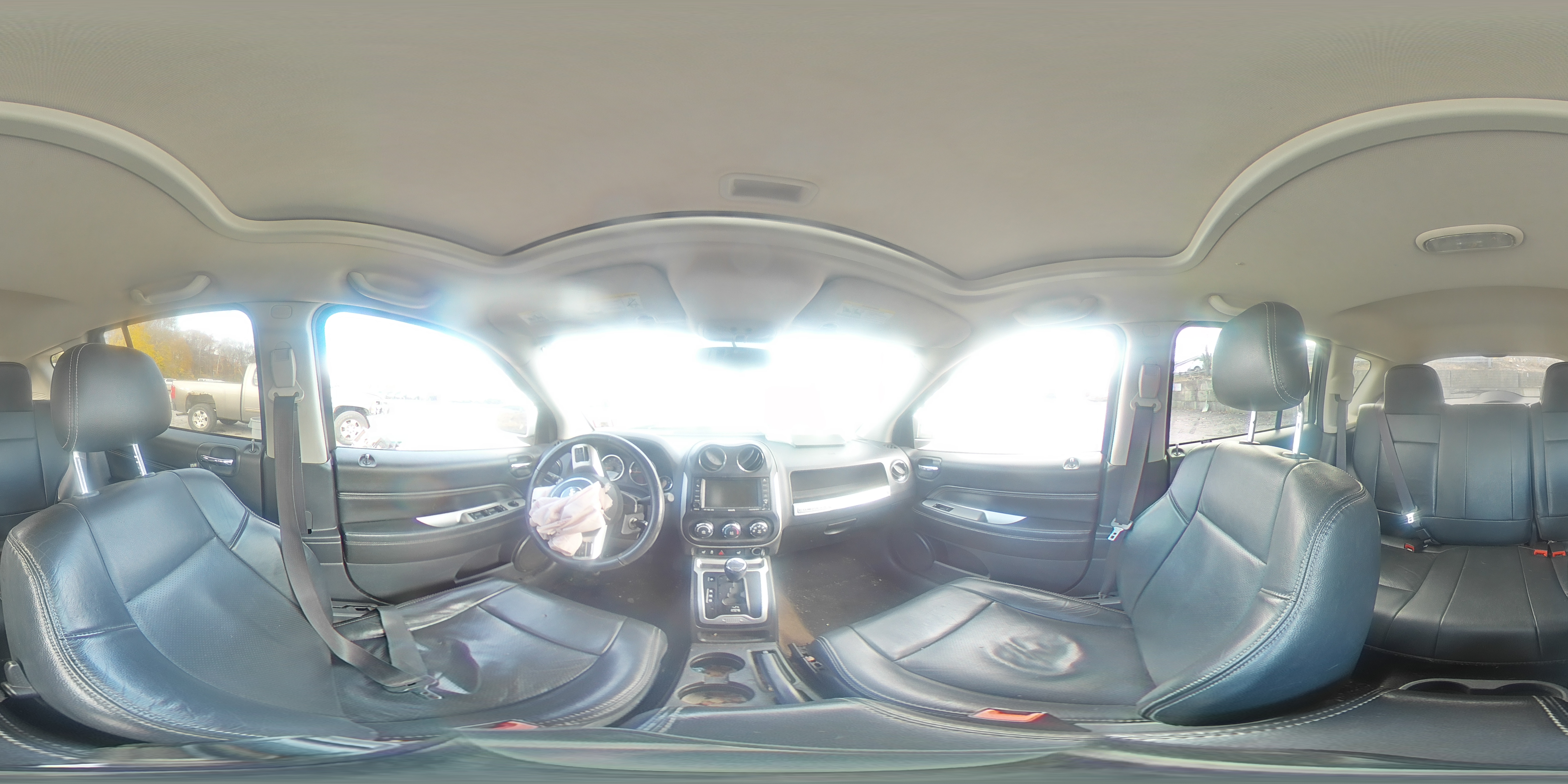 2017 Jeep Compass Latitude VIN: 1C4NJDEB5HD192394 Lot: 90939415