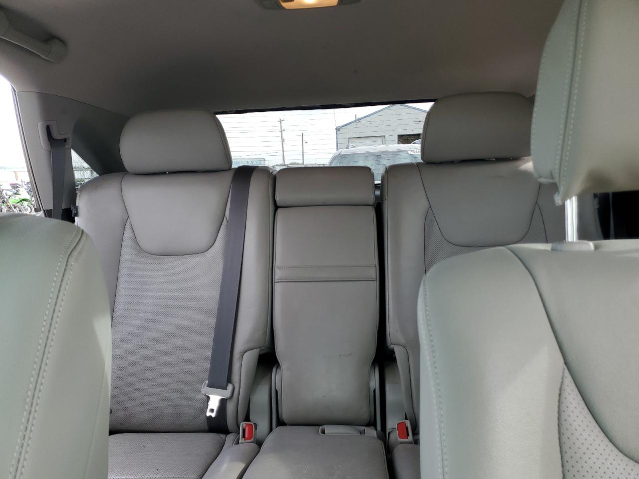 2011 Lexus Rx 450H VIN: JTJBC1BA5B2418327 Lot: 92706445