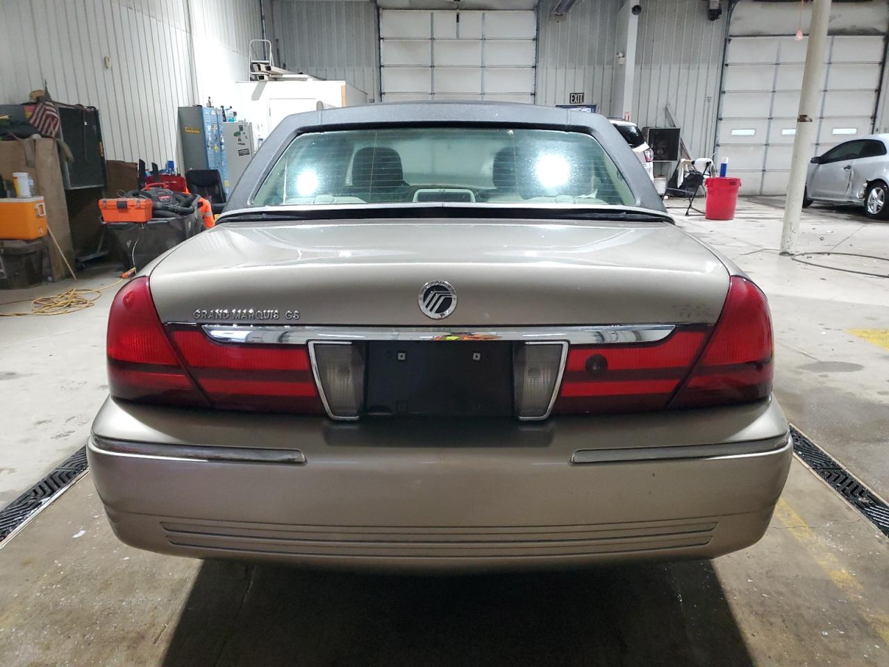 2004 Mercury Grand Marquis Gs VIN: 2MEFM74WX4X659036 Lot: 93431695