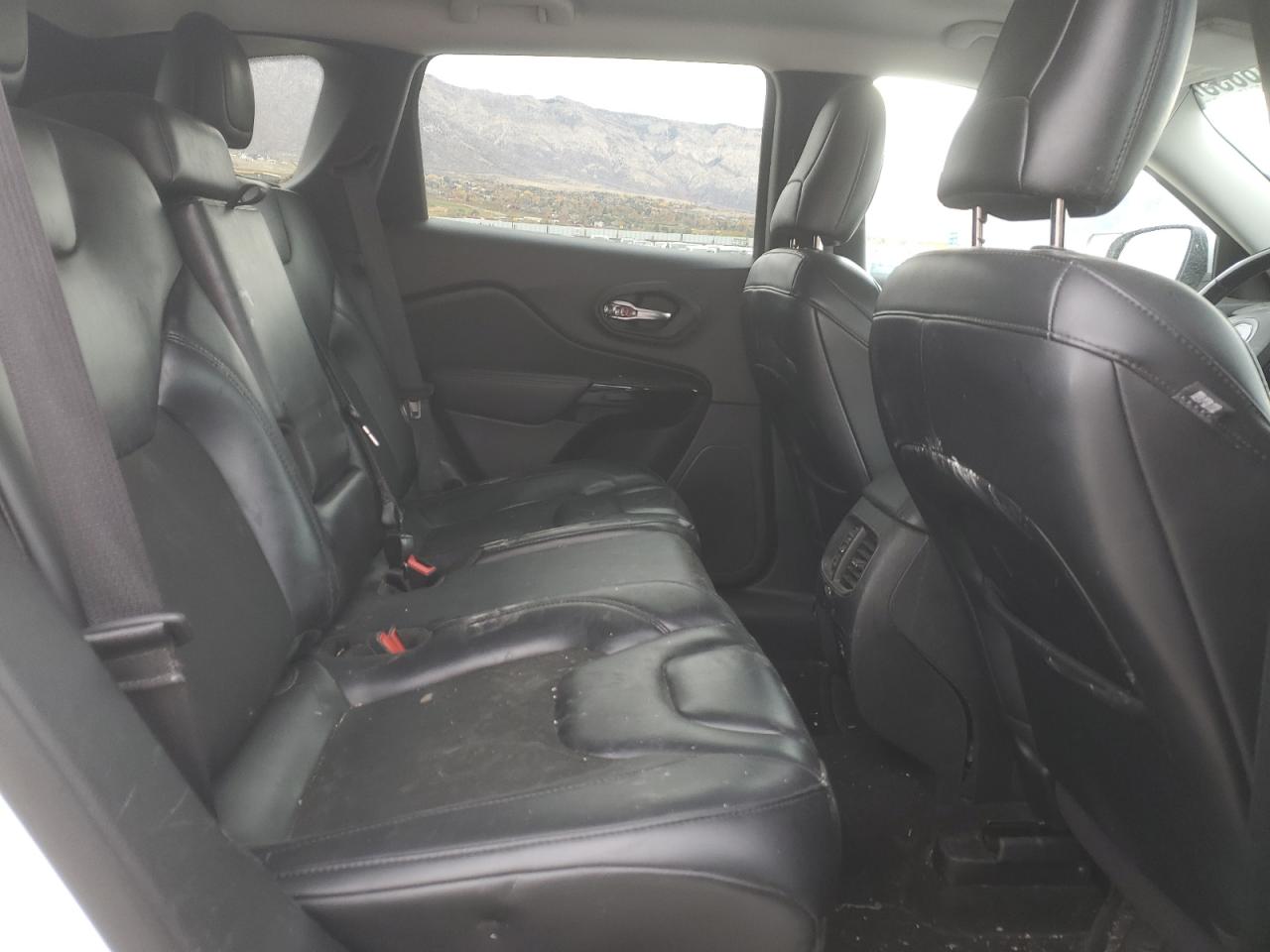 2021 Jeep Cherokee Latitude Plus VIN: 1C4PJMLB9MD189147 Lot: 92118835