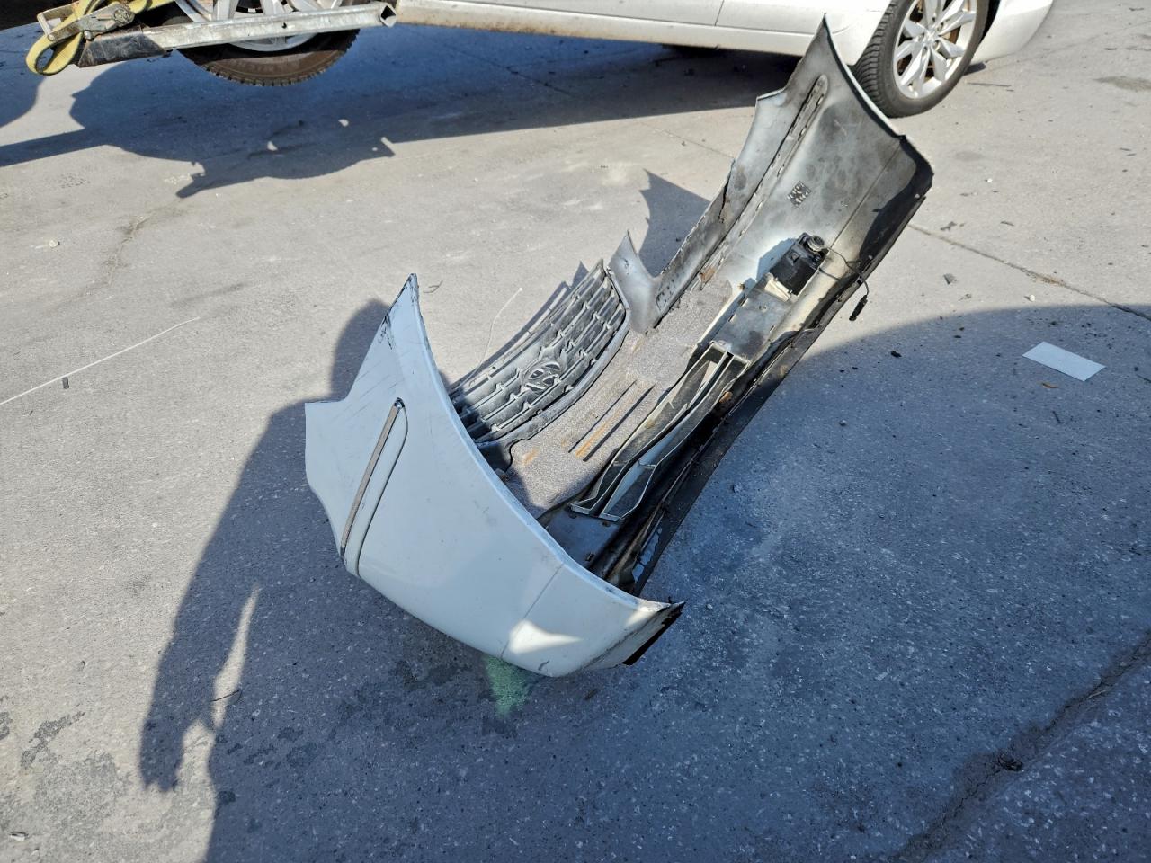 2008 Hyundai Azera Se VIN: KMHFC46FX8A304250 Lot: 94456745