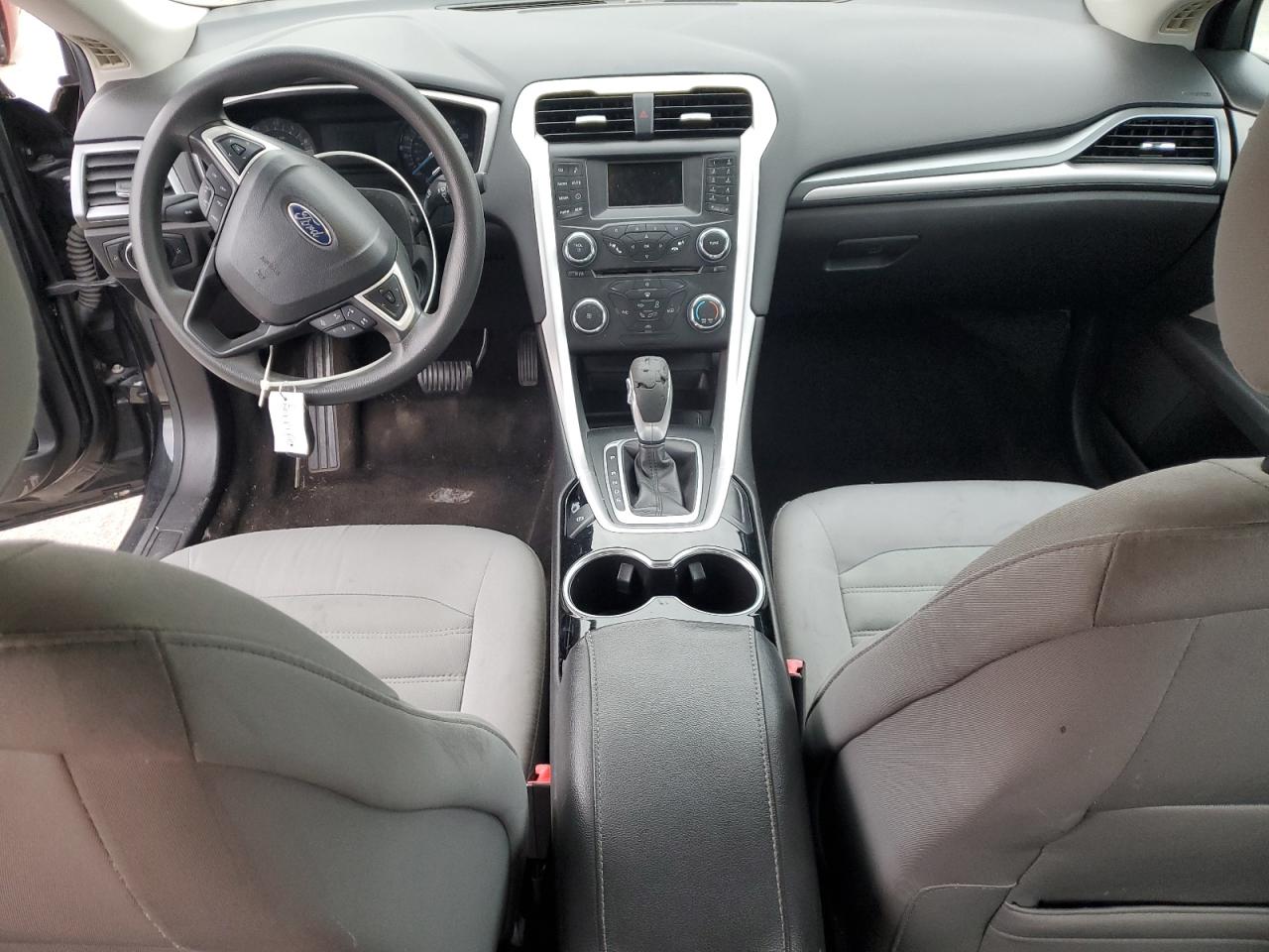 2015 Ford Fusion S VIN: 3FA6P0G71FR194030 Lot: 93067435