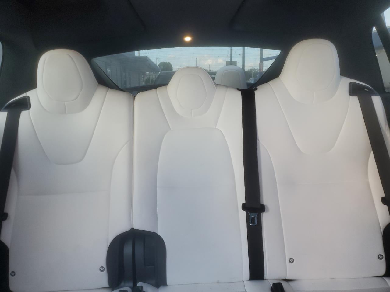 2019 Tesla Model X VIN: 5YJXCAE20KF198721 Lot: 93403785