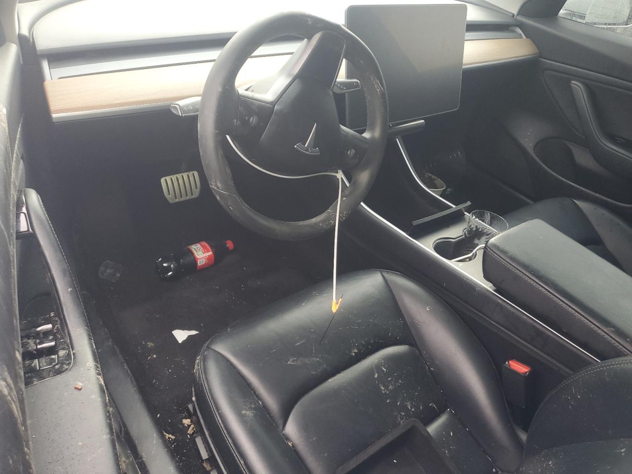 2020 Tesla Model 3 VIN: 5YJ3E1EC7LF647122 Lot: 93437325