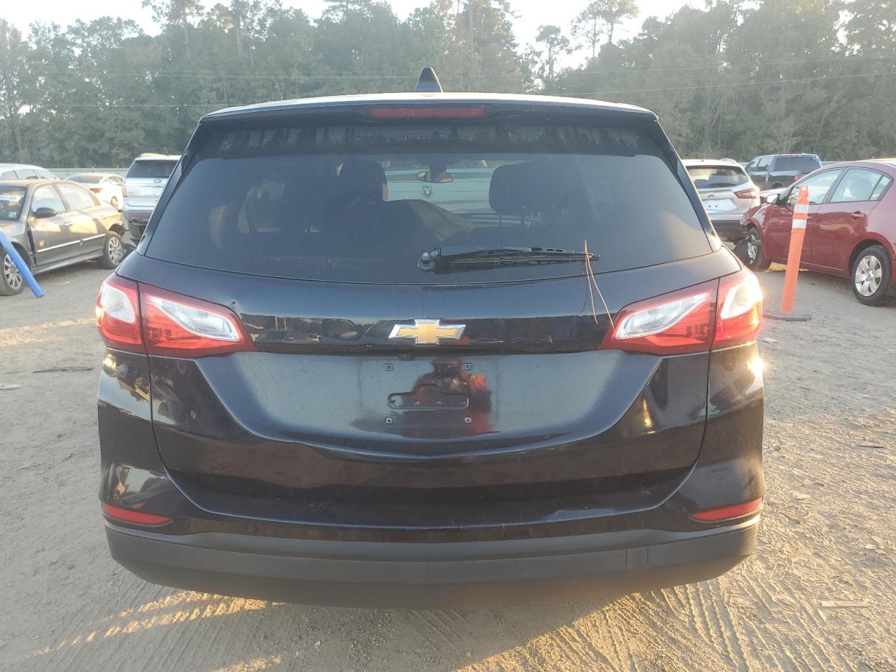 2020 Chevrolet Equinox Ls VIN: 3GNAXHEV3LS592324 Lot: 91297915