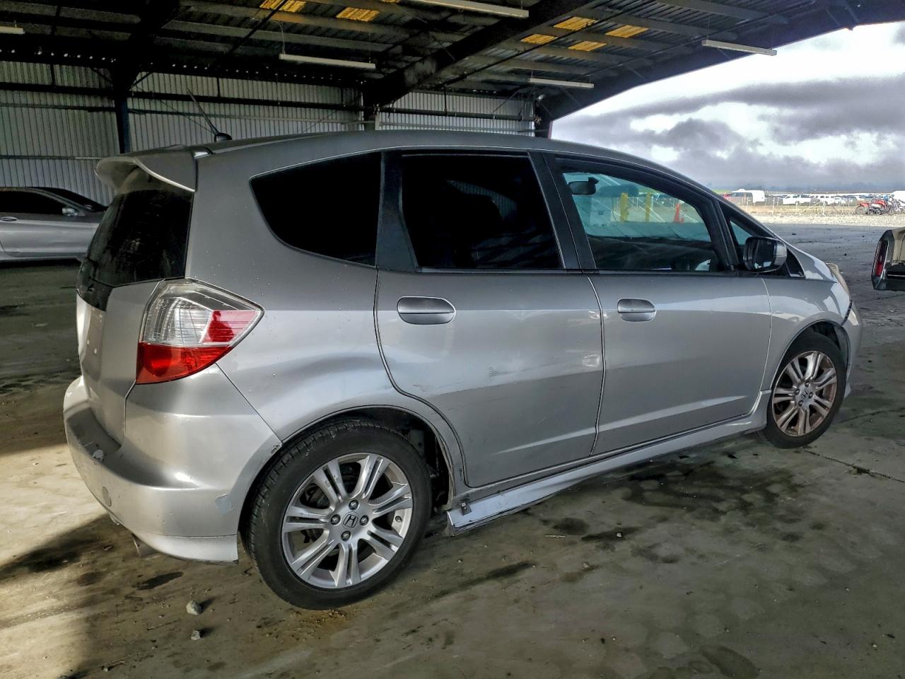 2011 Honda Fit Sport VIN: JHMGE8H52BC011712 Lot: 94168245