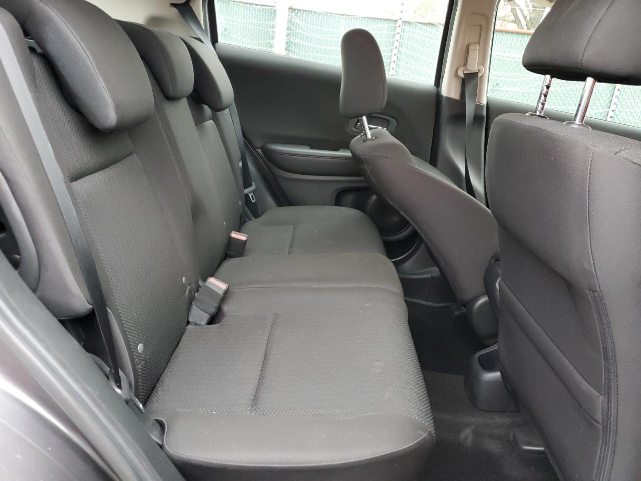 2016 Honda Hr-V Lx VIN: 3CZRU5H39GM743572 Lot: 93586585