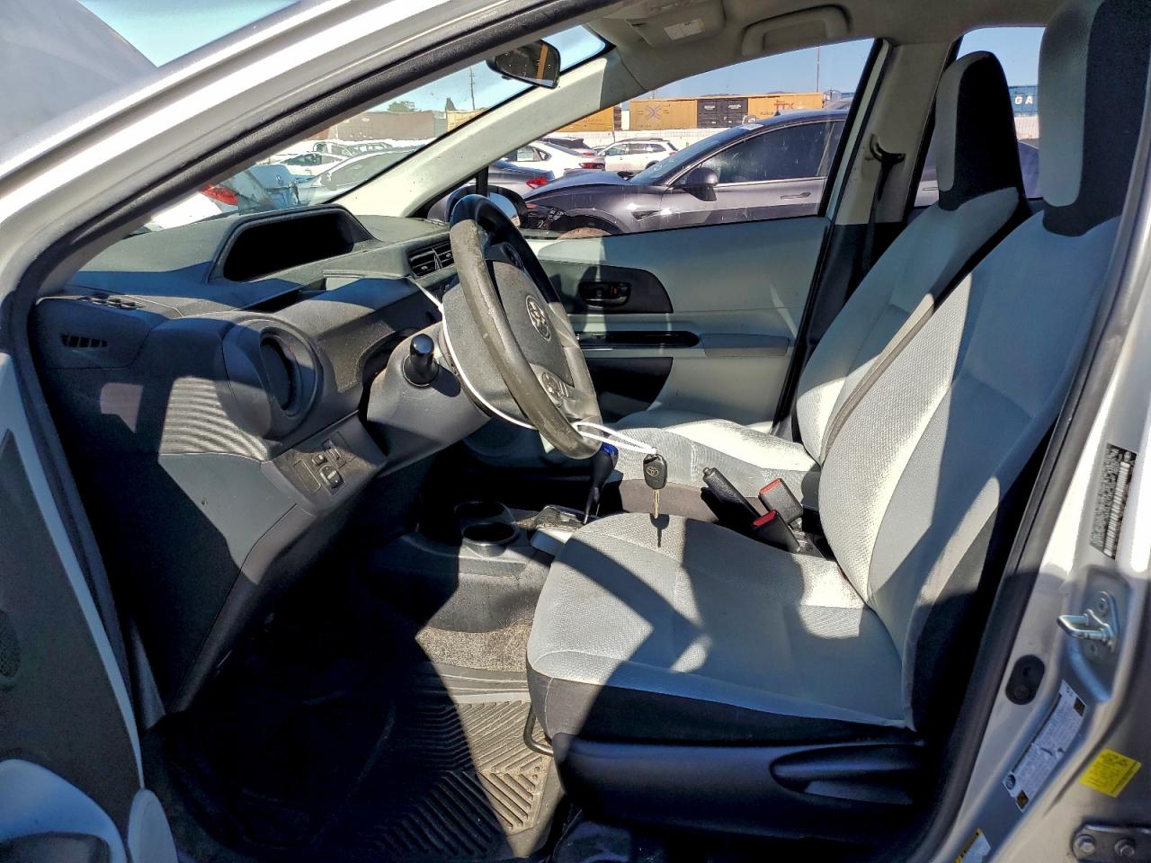 2012 Toyota Prius C VIN: JTDKDTB38C1516692 Lot: 94599745