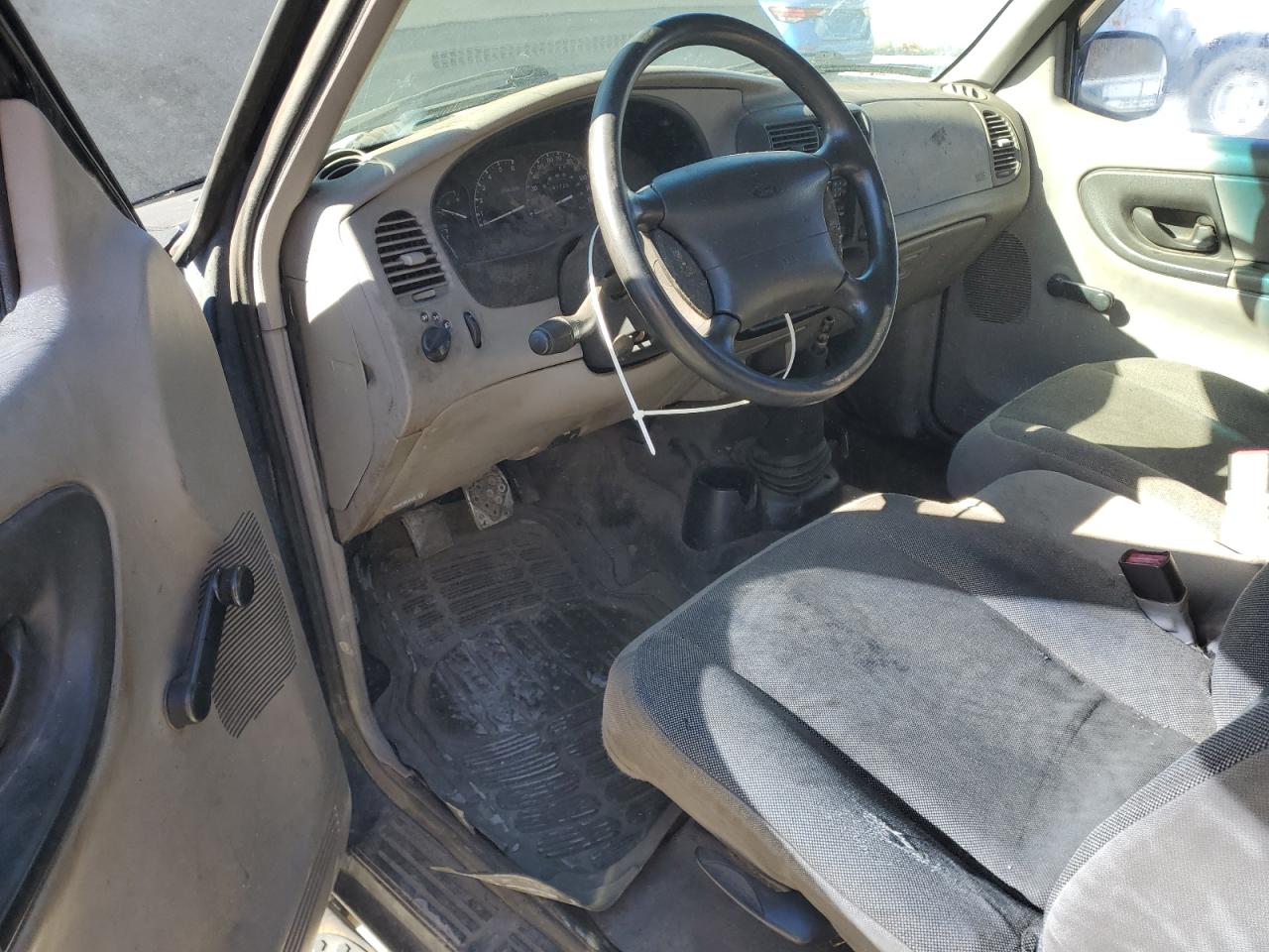 2000 Ford Ranger VIN: 1FTYR10V0YTB40313 Lot: 91619895