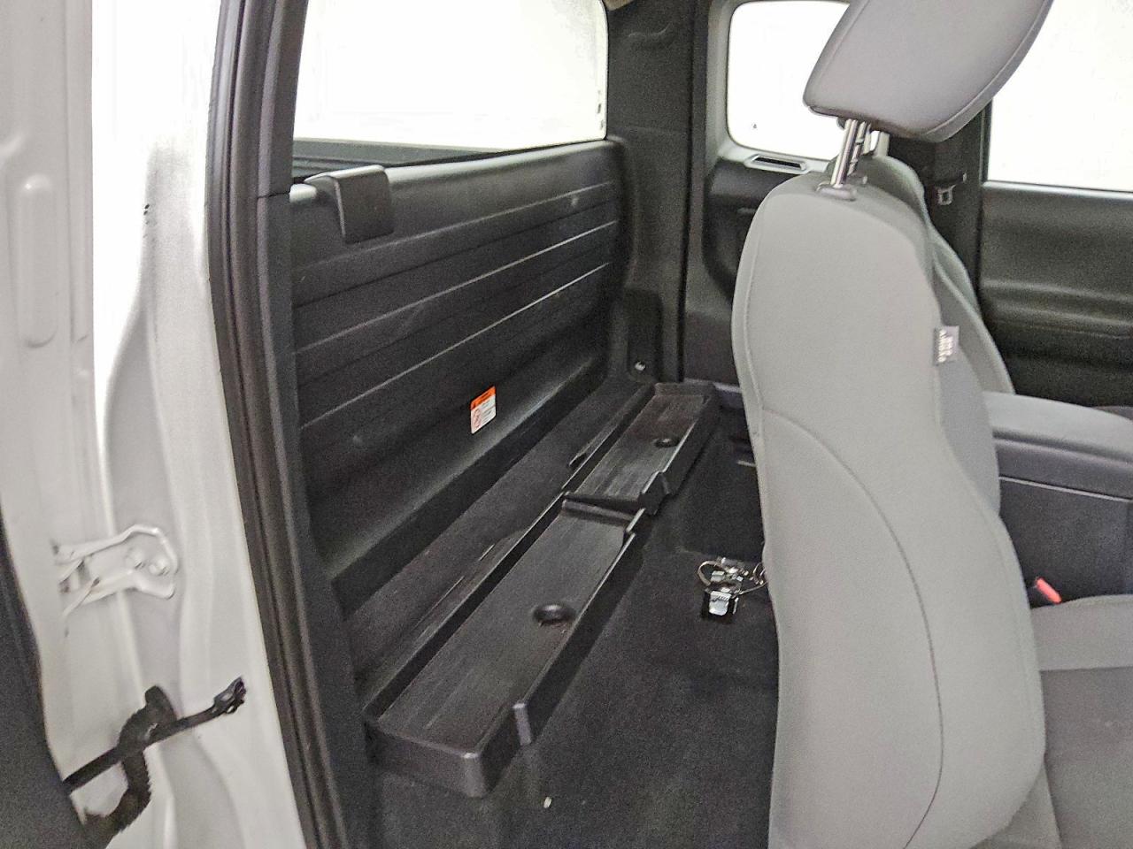 2017 Toyota Tacoma Access Cab VIN: 5TFRX5GN3HX085288 Lot: 91743375