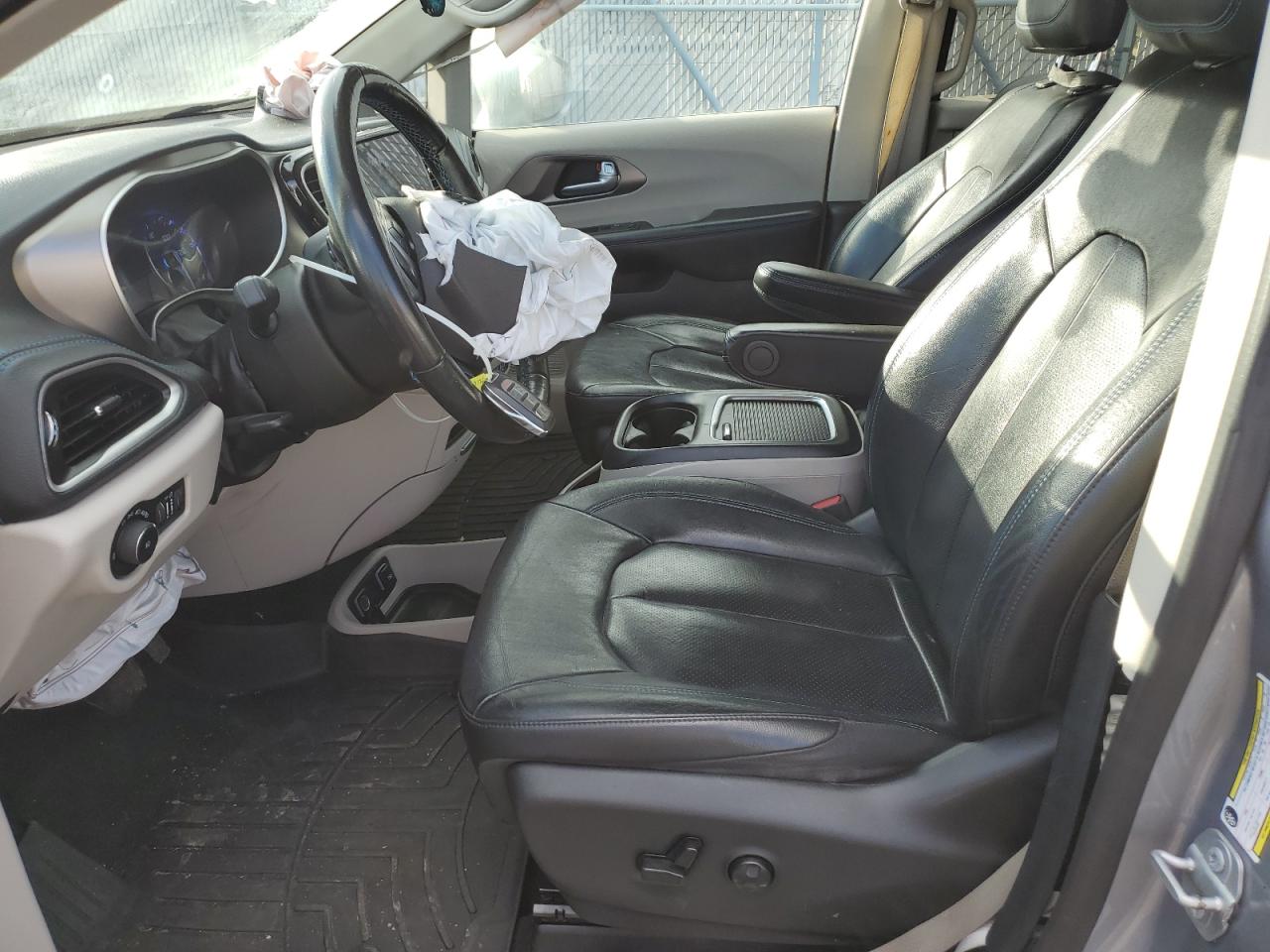 2021 Chrysler Pacifica Touring L VIN: 2C4RC1BG2MR527368 Lot: 93791155