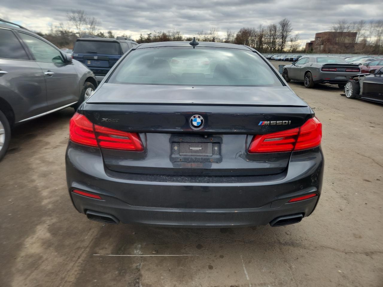 2018 BMW M550Xi VIN: WBAJB9C59JB036752 Lot: 92838115