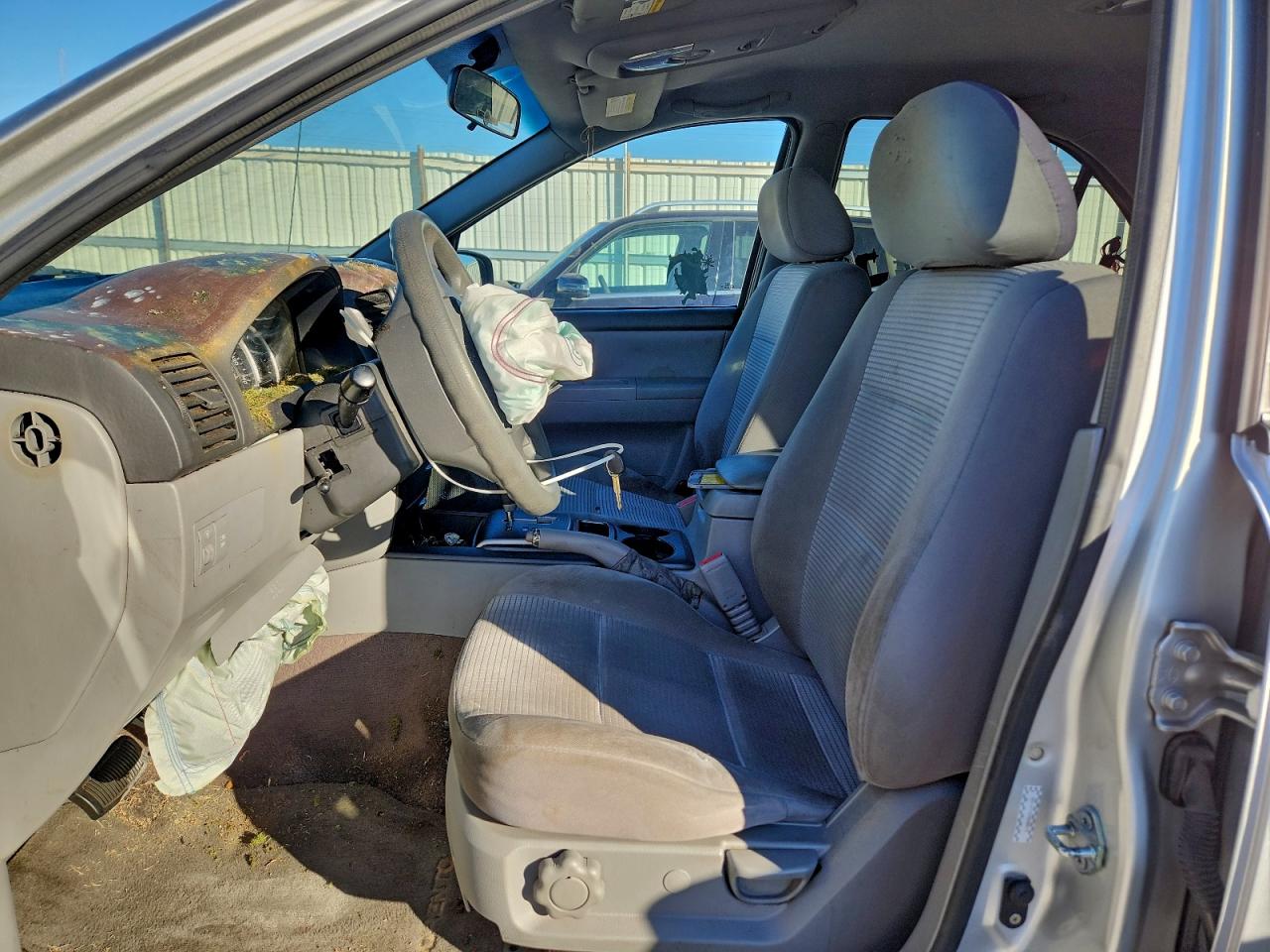 2009 Kia Sorento Lx VIN: KNDJD735295888775 Lot: 94089585