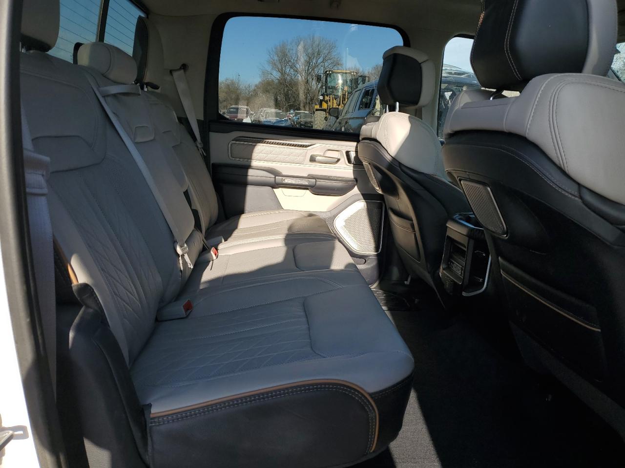 2025 Ram 1500 Tungsten VIN: 1C6SRFKP1SN588788 Lot: 92793105