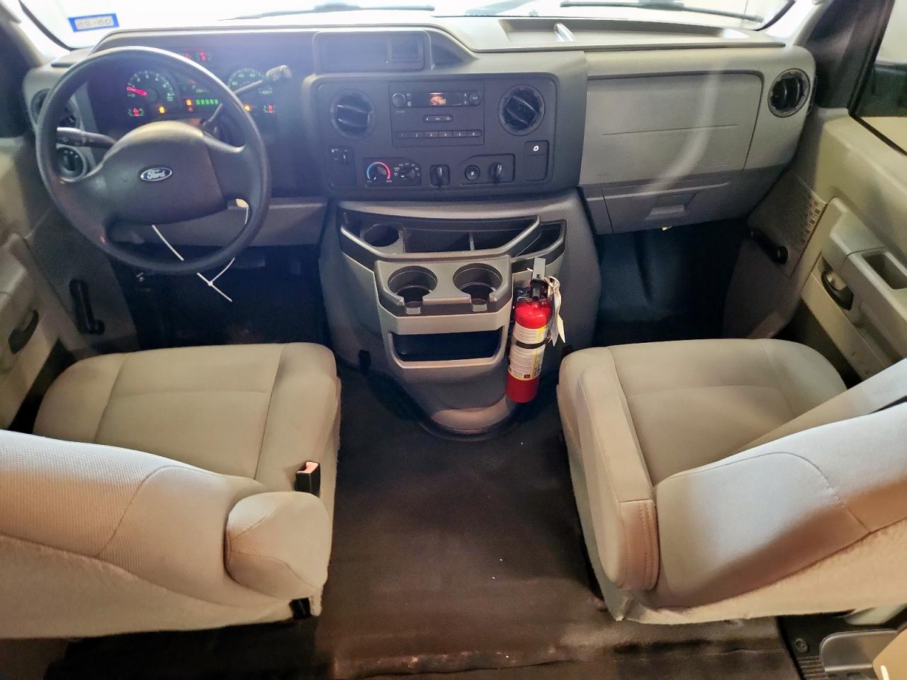 2013 Ford Econoline E350 Super Duty Wagon VIN: 1FBNE3BL8DDB05422 Lot: 92719435