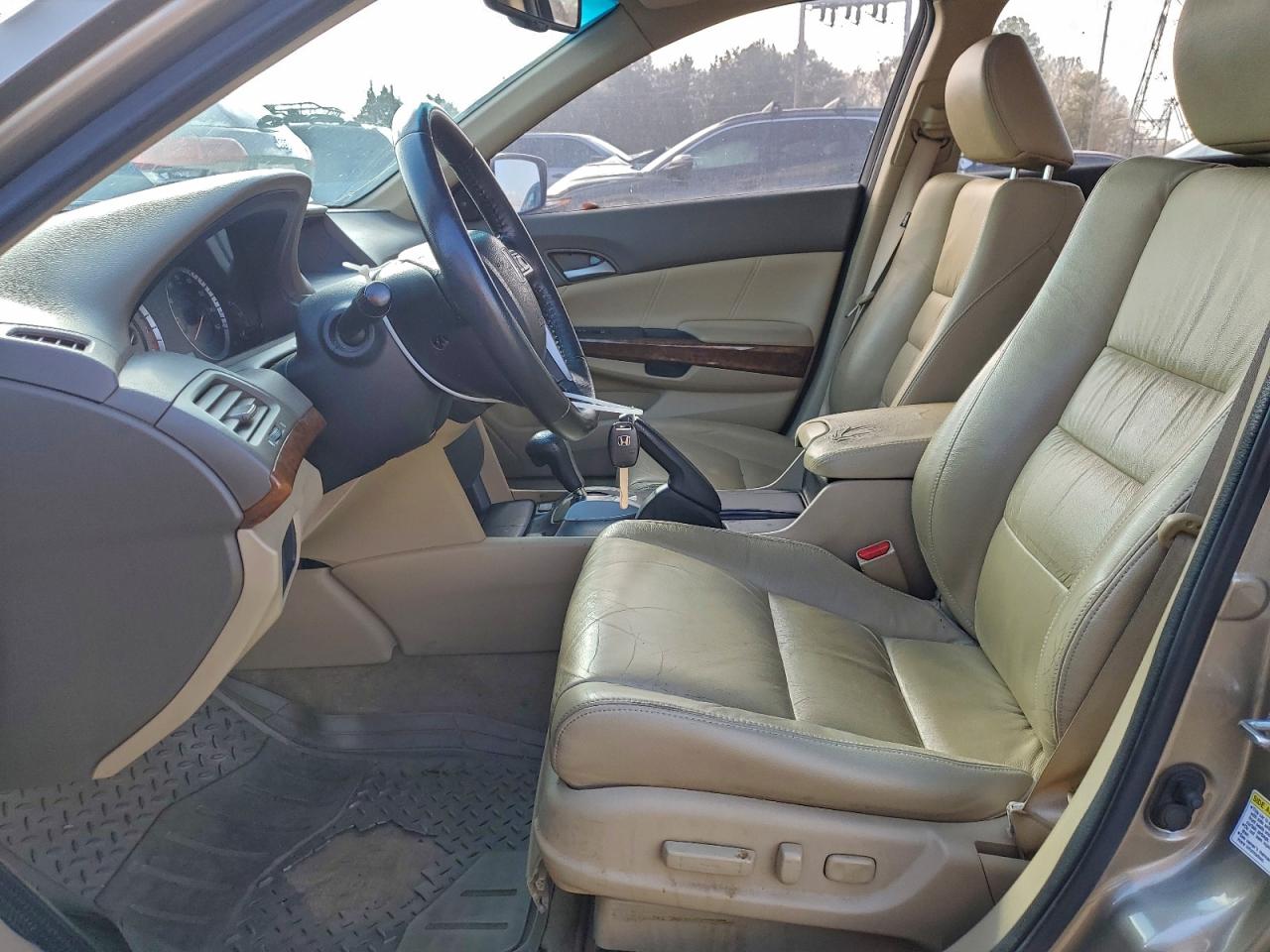 2010 Honda Accord Exl VIN: 1HGCP2F83AA045478 Lot: 94597265