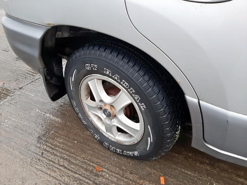 2001 HYUNDAI SANTA FE 2.7 V6 5DR AUTO