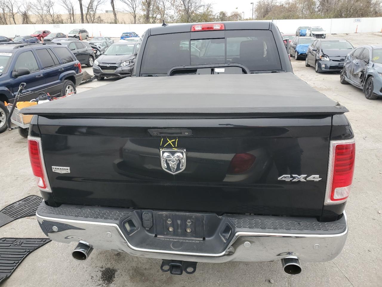2015 Ram 1500 Laramie VIN: 1C6RR7NT3FS672860 Lot: 90436515