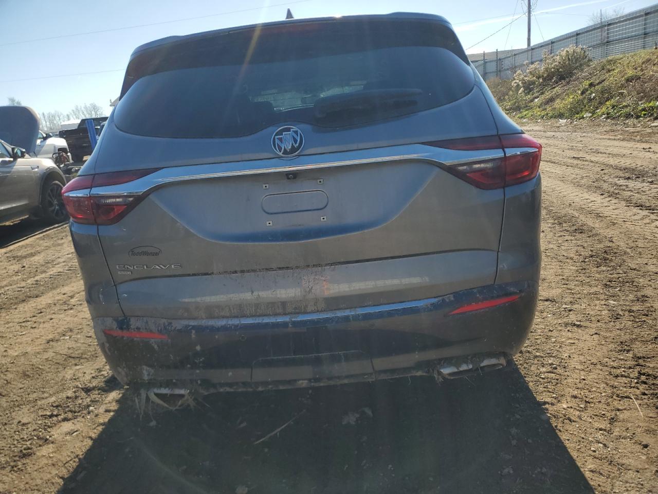 2021 Buick Enclave Essence VIN: 5GAEVAKW8MJ131810 Lot: 92537635