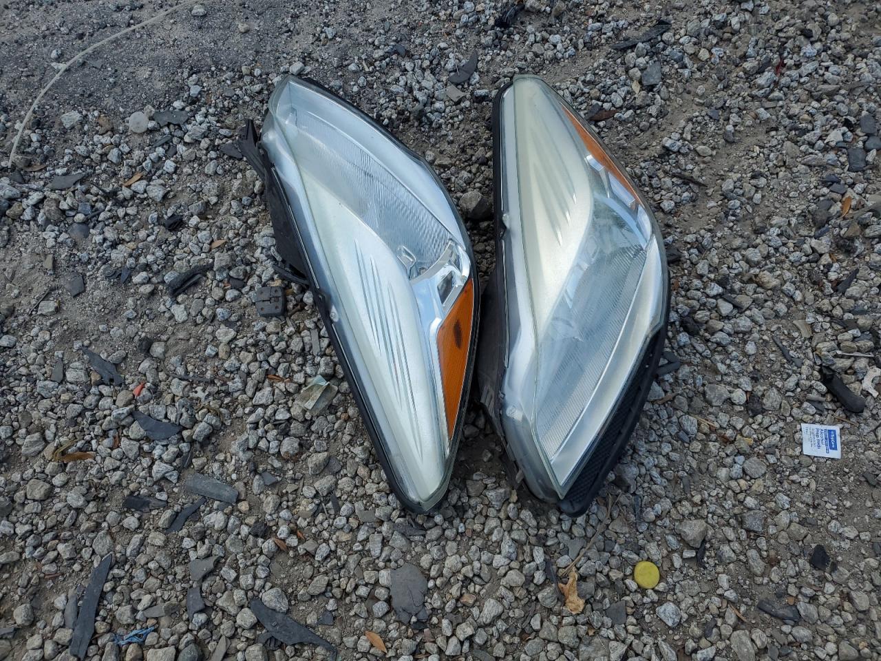 2015 Ford Escape Se VIN: 1FMCU0GXXFUB28330 Lot: 93029345