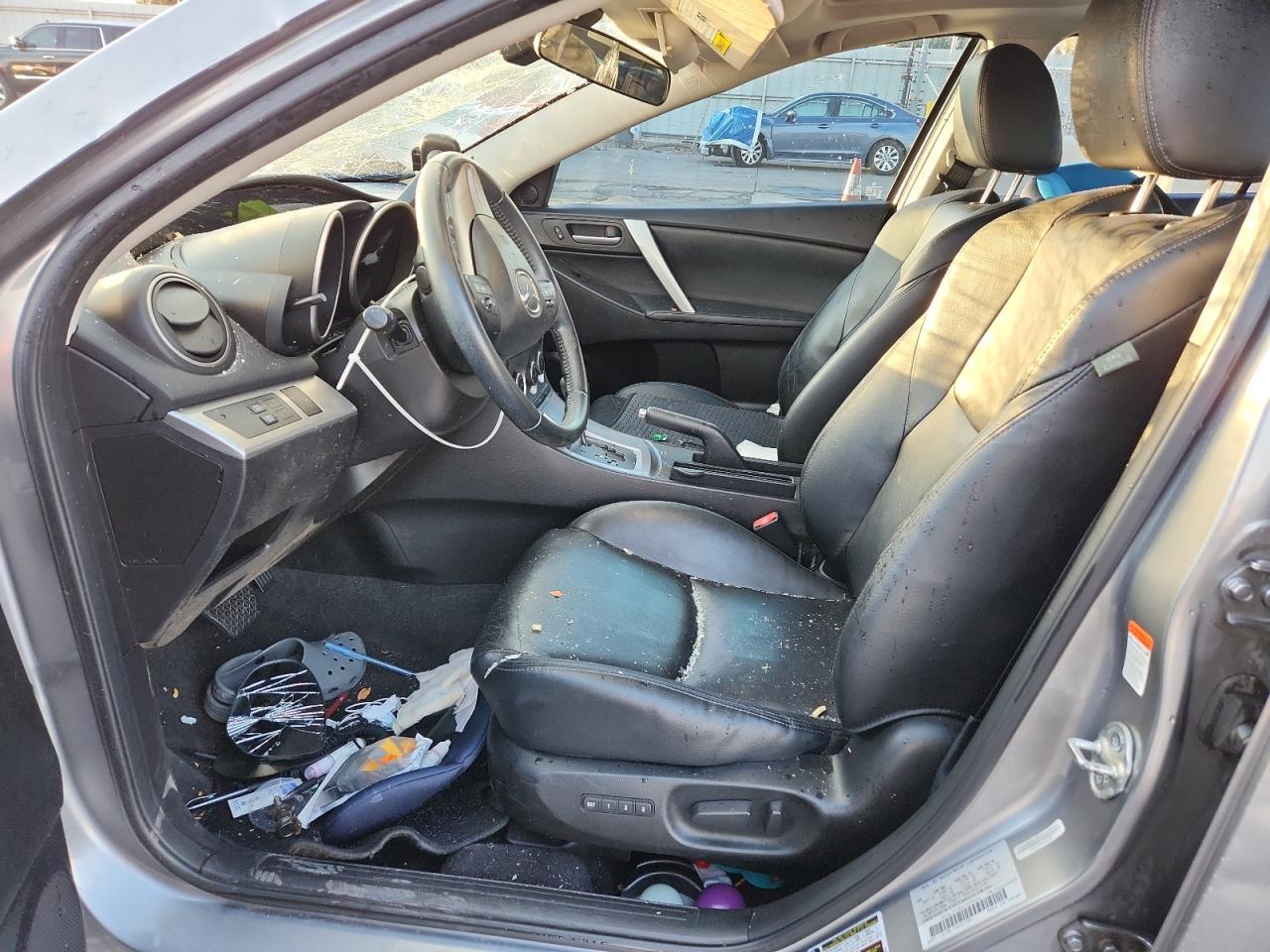 2010 Mazda 3 S VIN: JM1BL1S58A1339356 Lot: 90950205