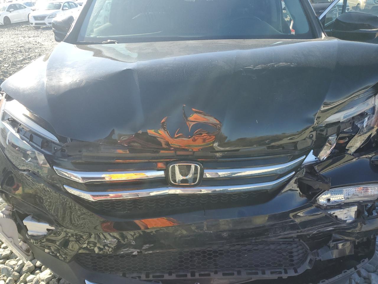 2018 Honda Pilot Touring VIN: 5FNYF6H98JB001861 Lot: 90867075