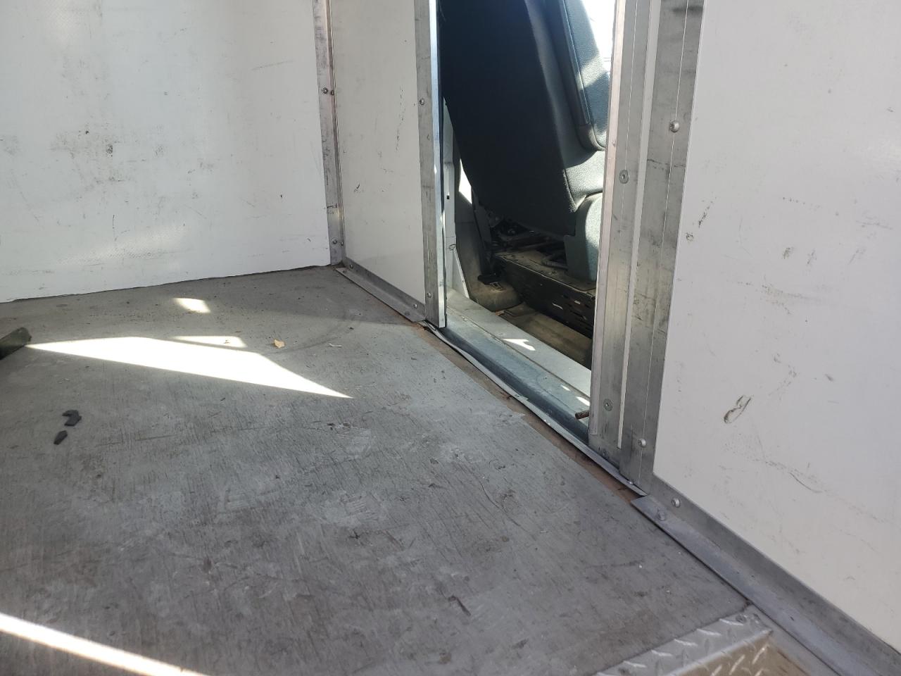 2022 Ford Transit Box Truck VIN: 1FDBF6P86NKA65321 Lot: 92734735