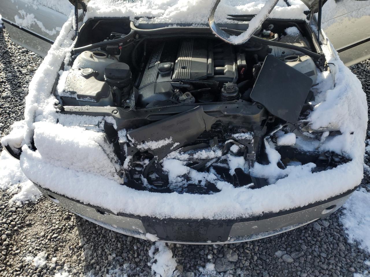 2002 BMW 325 Xi VIN: WBAEU33402PF64641 Lot: 92032845