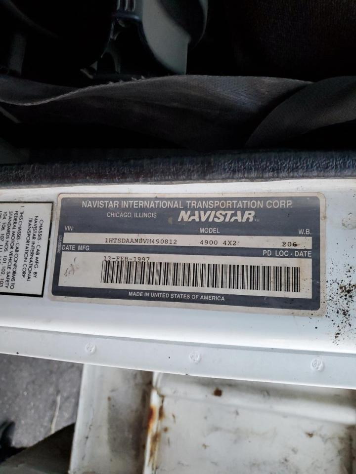 1997 International 4900 Flatbed Truck VIN: 1HTSDAAN8VH490812 Lot: 91855685