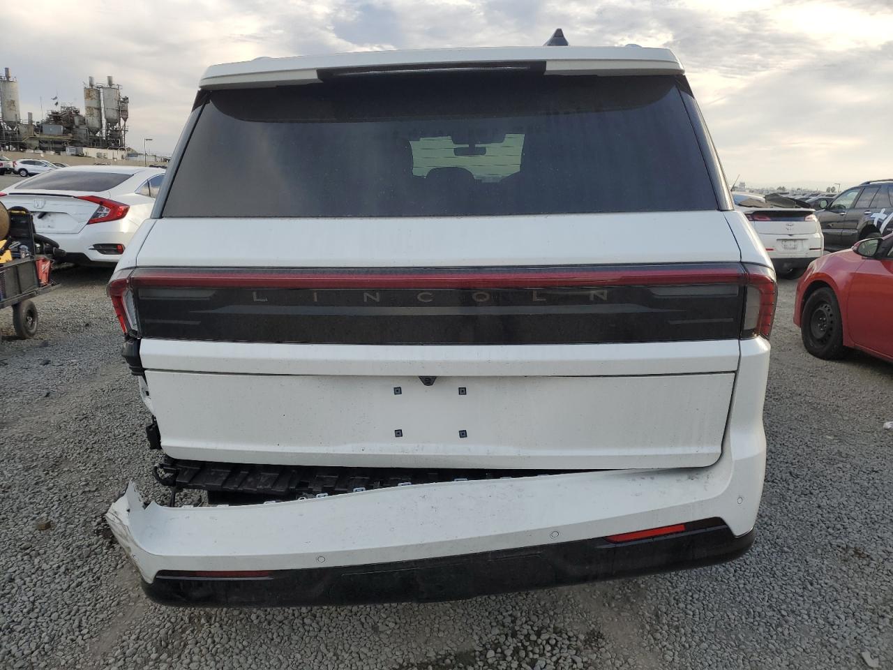 2025 Lincoln Navigator L Black Label VIN: 5LMJJ3TG2SEL09589 Lot: 92270455