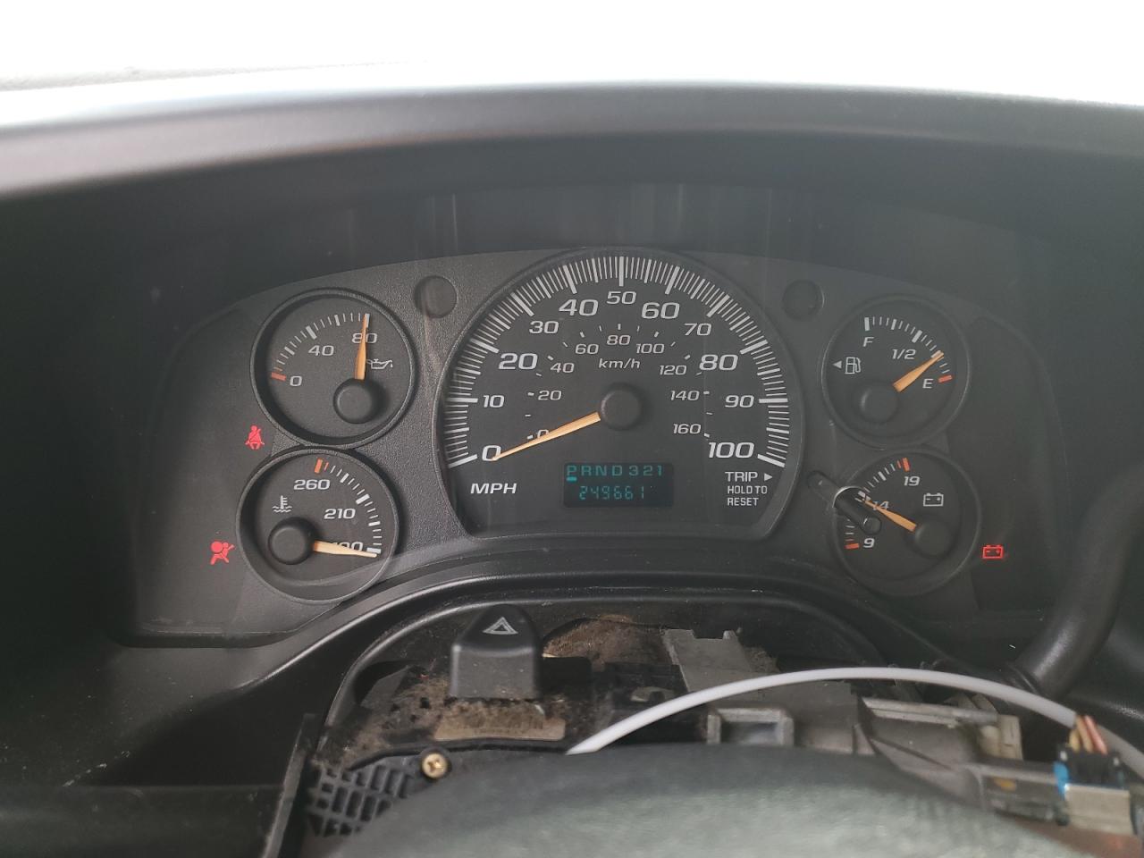 2005 Chevrolet Express G3500 VIN: 1GBJG31U151245883 Lot: 93100685