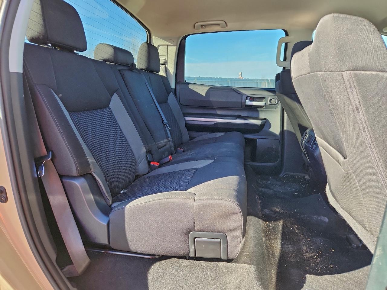 2017 Toyota Tundra Crewmax Sr5 VIN: 5TFDW5F16HX607455 Lot: 93025665