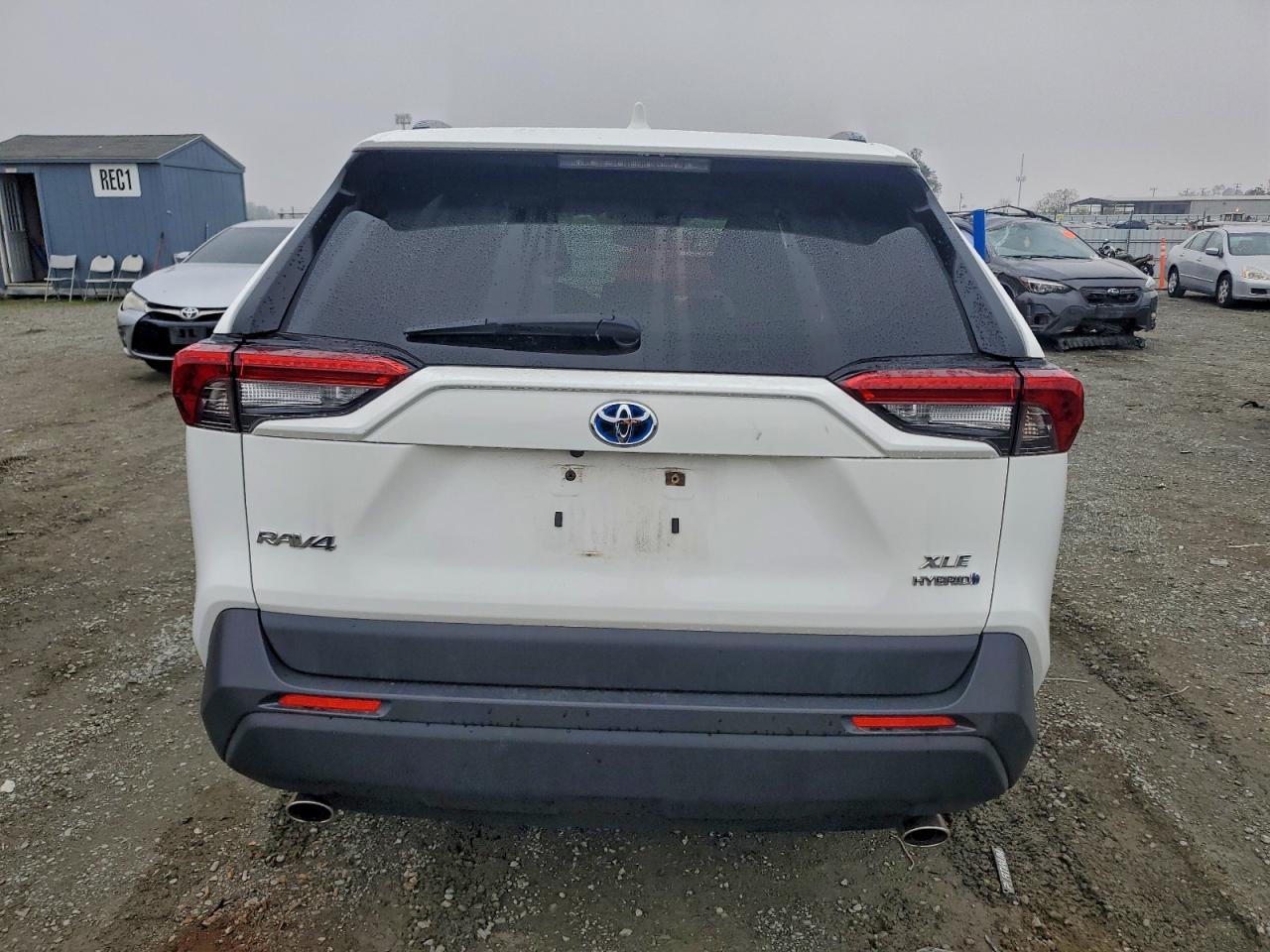 2020 Toyota Rav4 Xle VIN: JTMRWRFV1LD068348 Lot: 93675035