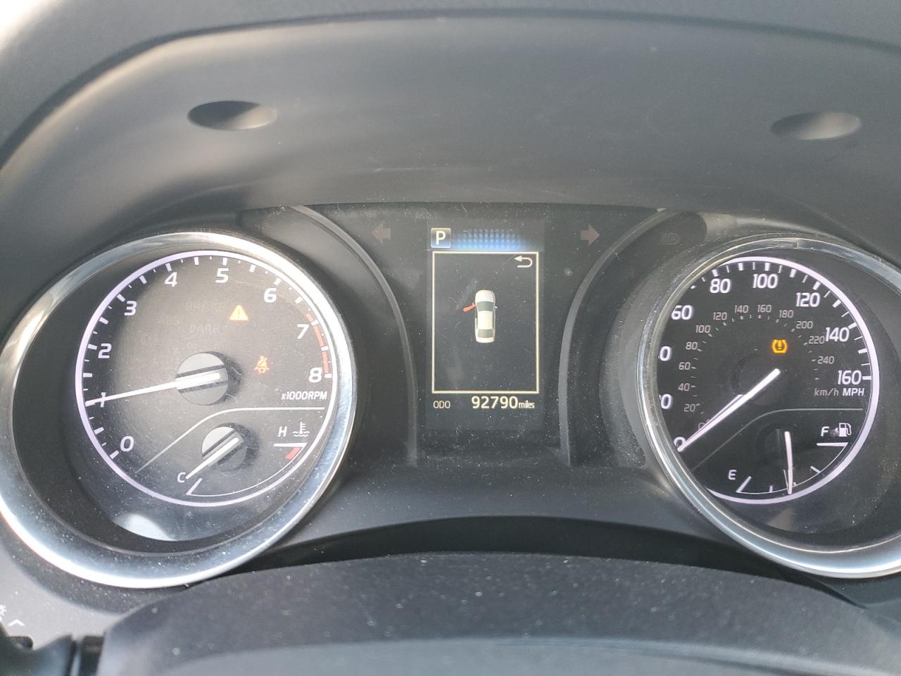 2020 Toyota Camry Le VIN: 4T1C11AK8LU915526 Lot: 92203505