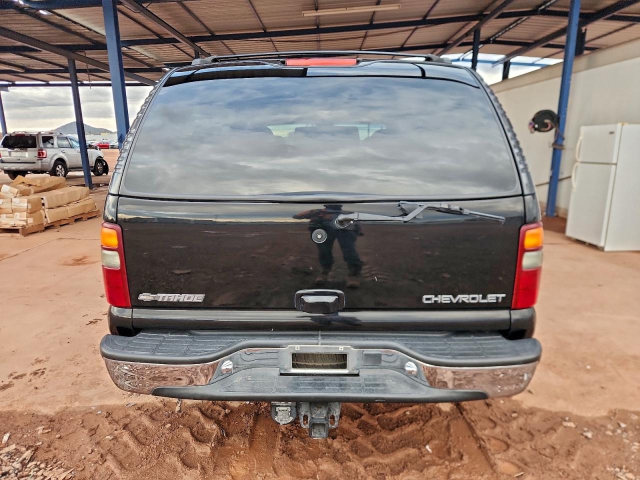 2001 Chevrolet Tahoe C1500 VIN: 1GNEC13T11R171904 Lot: 93648795