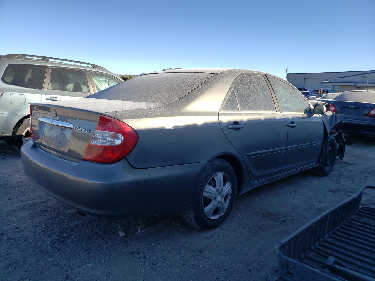 2002 Toyota Camry Le grey sedan gasoline JTDBE32K920099639 photo #4