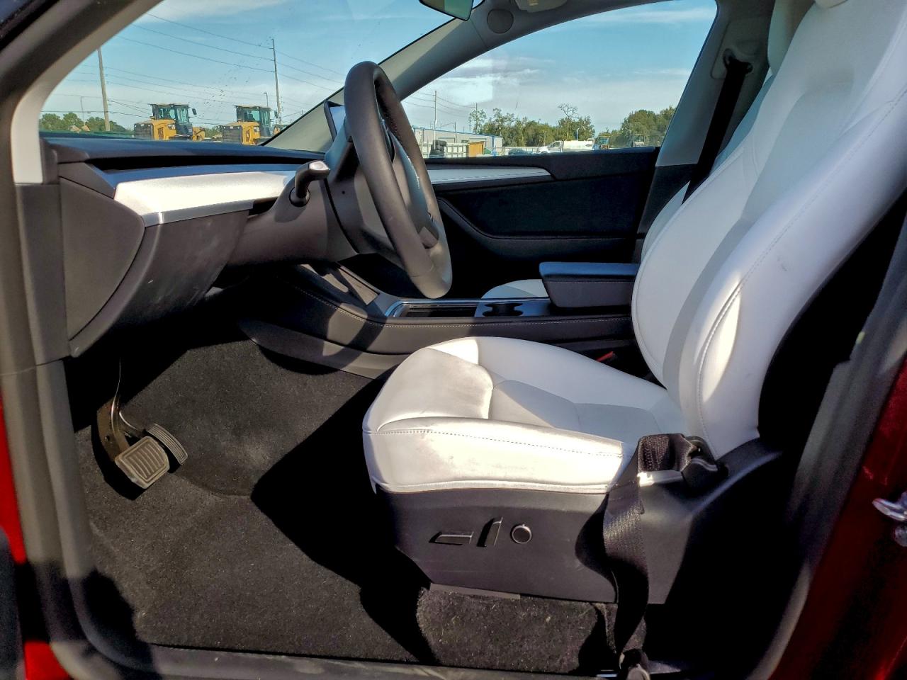 2025 Tesla Model Y VIN: 7SAYGDED3SA356626 Lot: 94125025