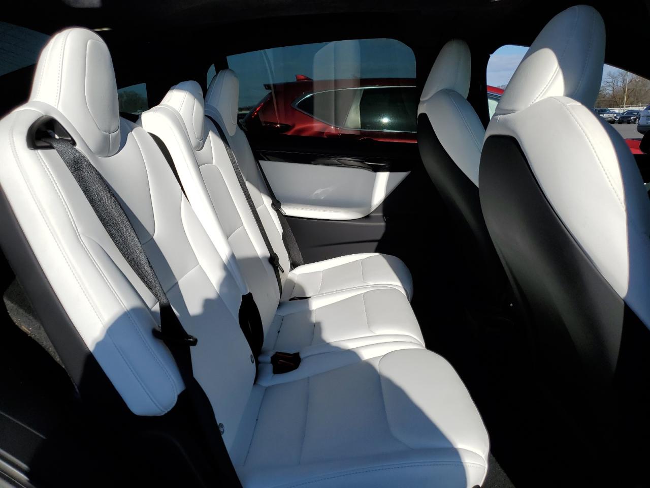 2021 Tesla Model X VIN: 5YJXCDE21MF323908 Lot: 92373385