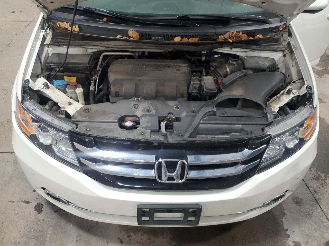 2014 Honda Odyssey Touring VIN: 5FNRL5H92EB024775 Lot: 91608255