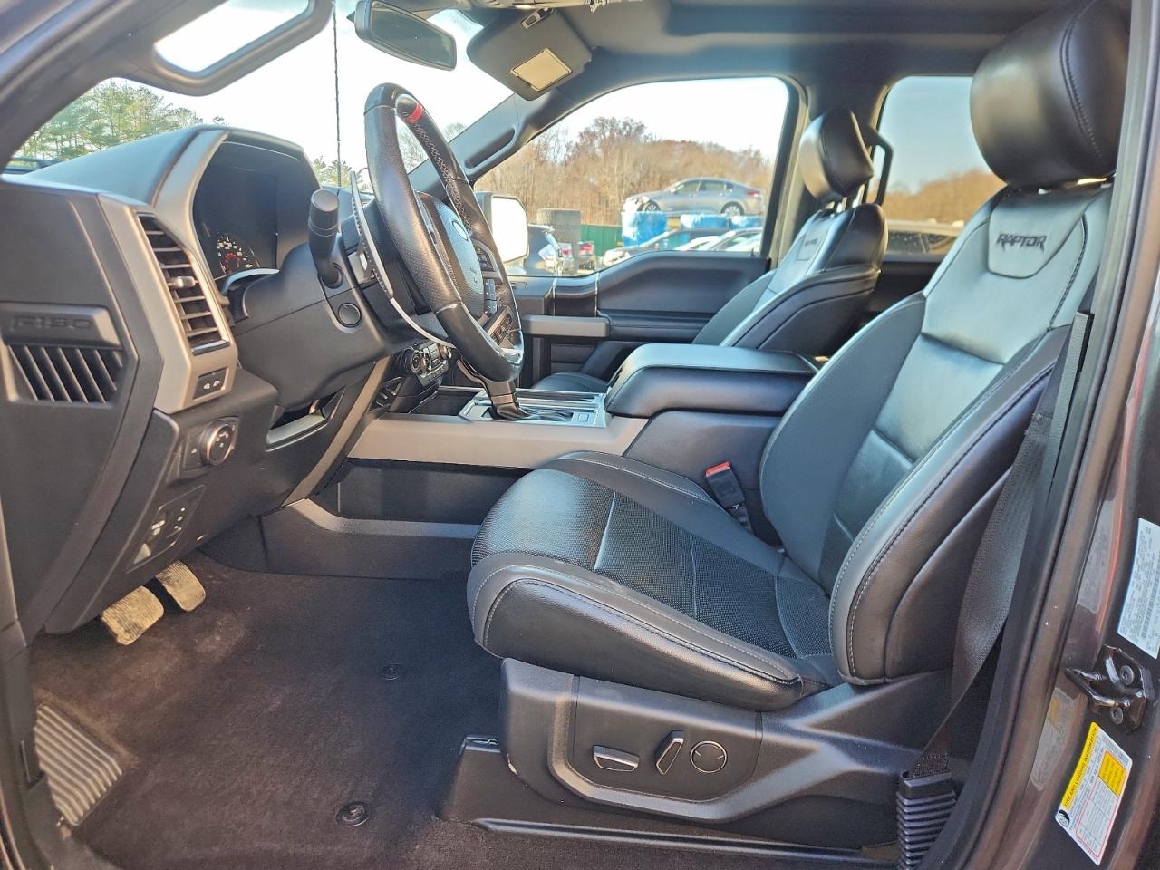 2019 Ford F150 Raptor VIN: 1FTFW1RG2KFC00117 Lot: 94260055