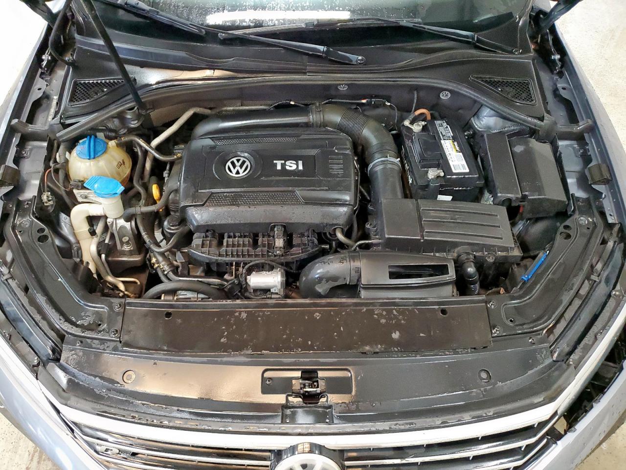 2017 Volkswagen Passat R-Line VIN: 1VWDT7A36HC077909 Lot: 92732275