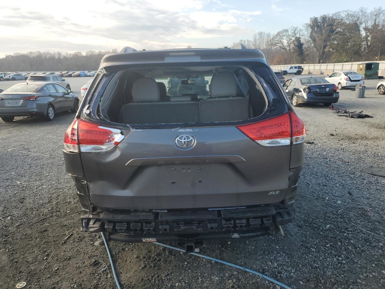 2012 Toyota Sienna Xle VIN: 5TDYK3DC2CS204917 Lot: 92509465