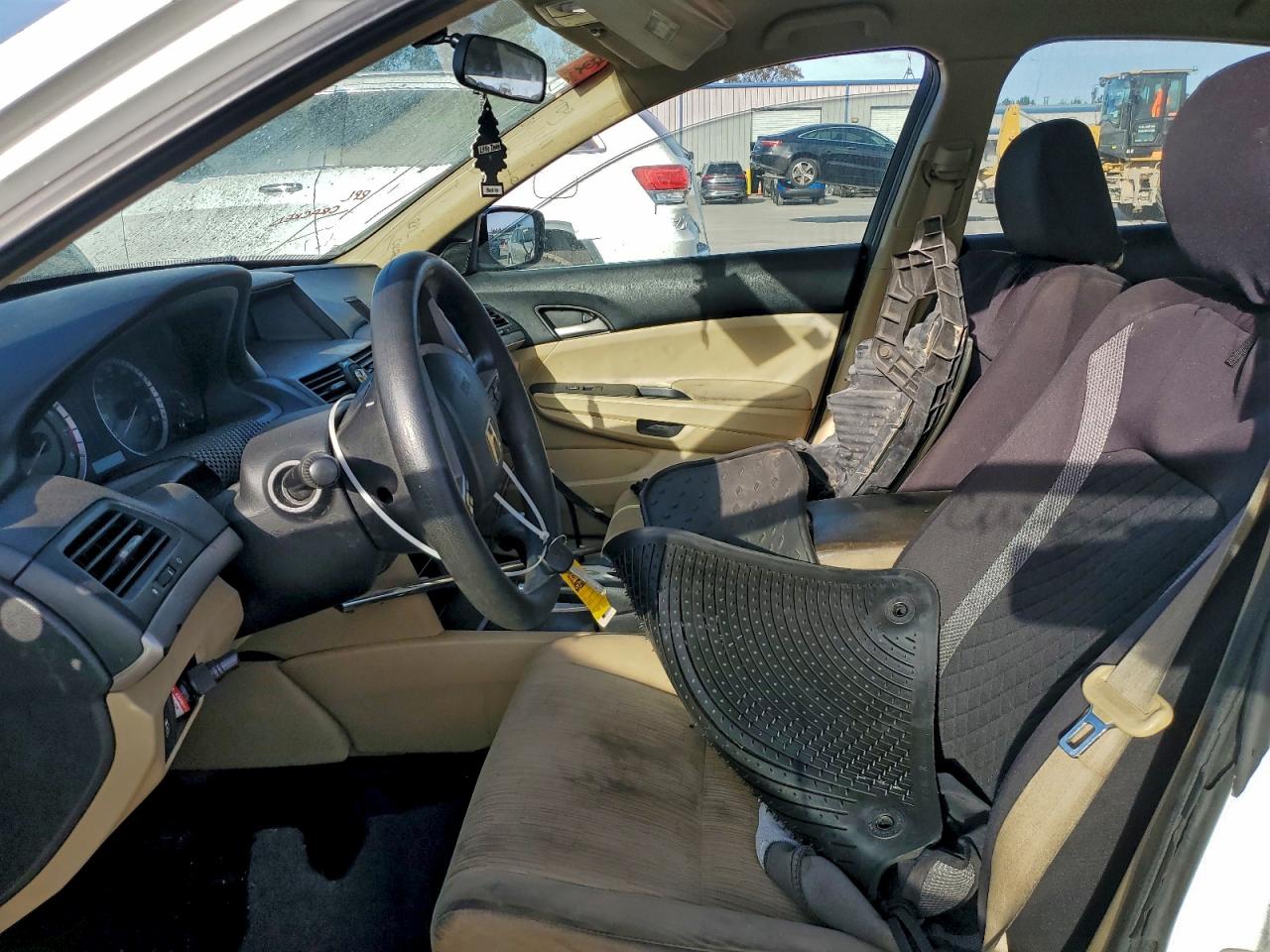 2011 Honda Accord Lx VIN: 1HGCP2F35BA078066 Lot: 93717625