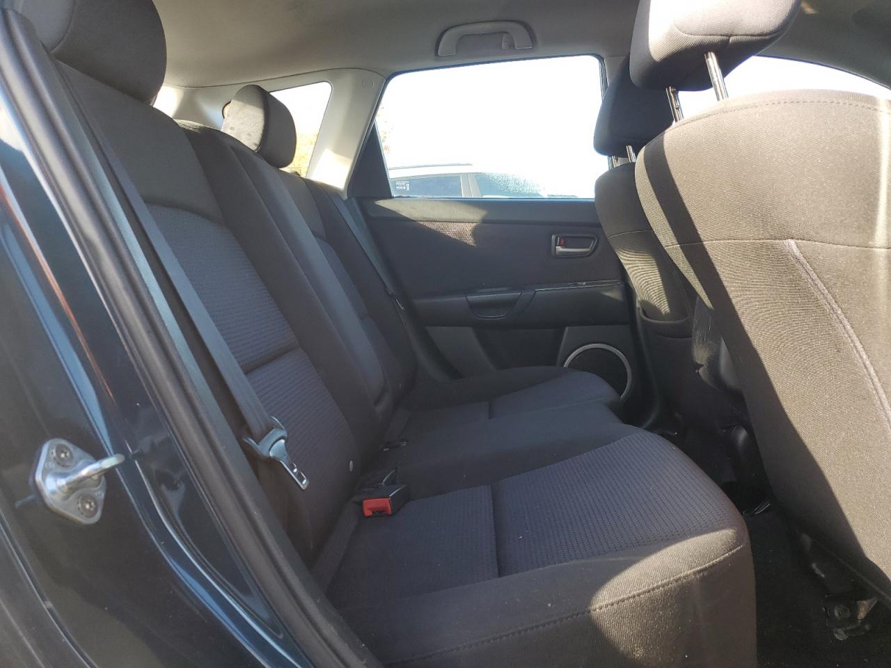 2008 Mazda 3 Hatchback VIN: JM1BK343081821887 Lot: 92318025