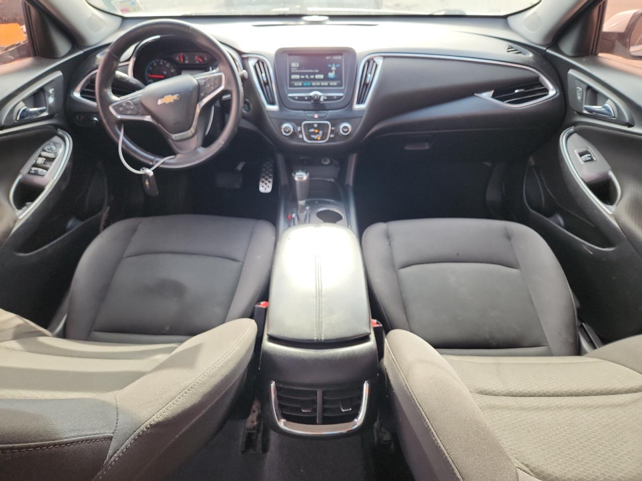 2017 Chevrolet Malibu Lt VIN: 1G1ZE5ST4HF212642 Lot: 92224155