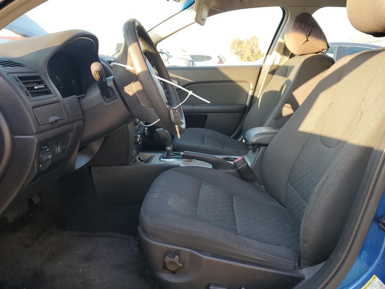 2011 Ford Fusion Se VIN: 3FAHP0HAXBR177482 Lot: 92694935