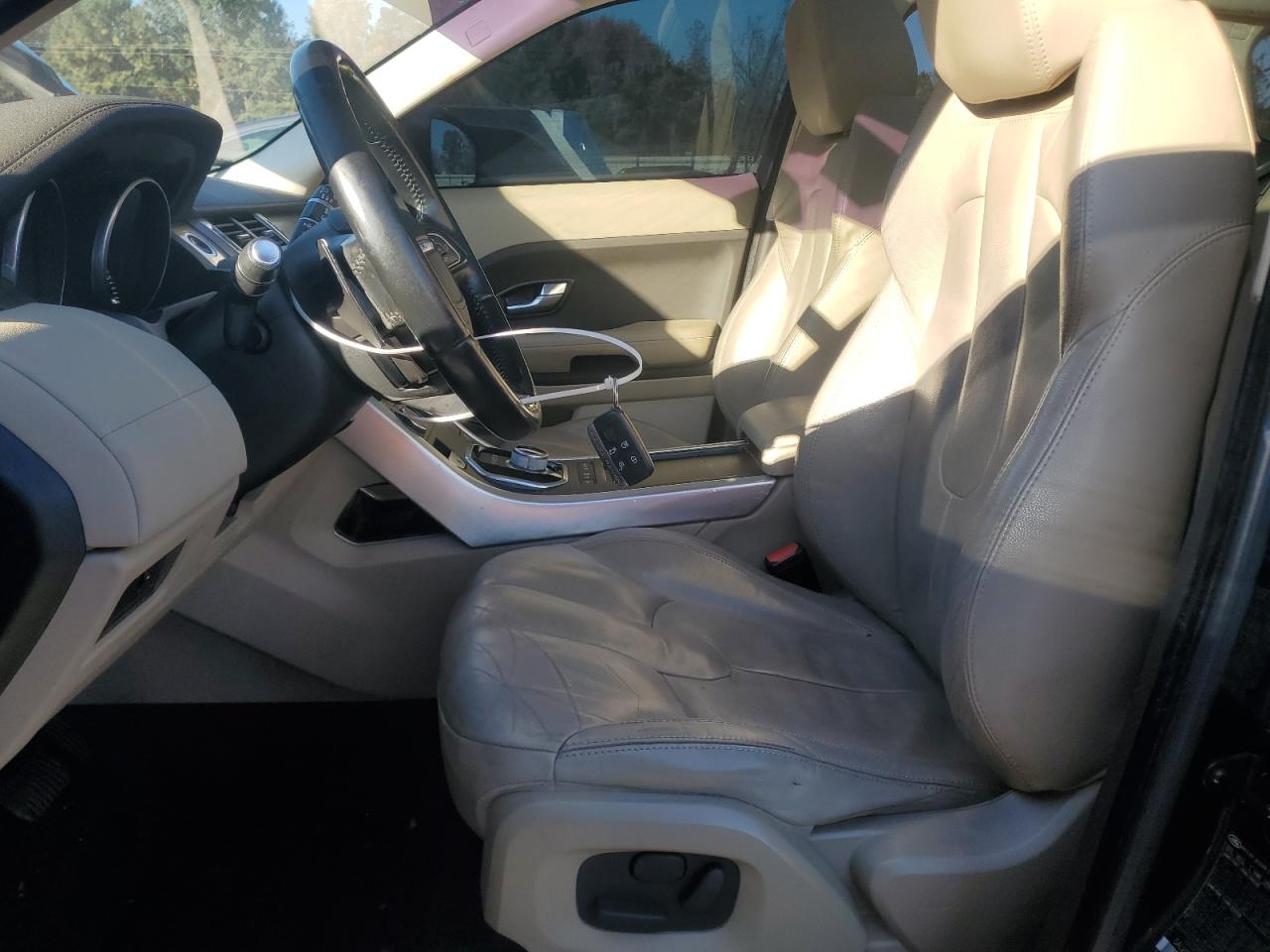 2015 Land Rover Range Rover Evoque Pure Premium VIN: SALVR2BG8FH982817 Lot: 91366565