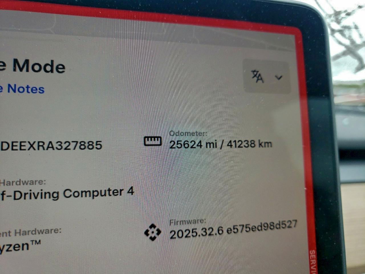 2024 Tesla Model Y VIN: 7SAYGDEEXRA327885 Lot: 94413695