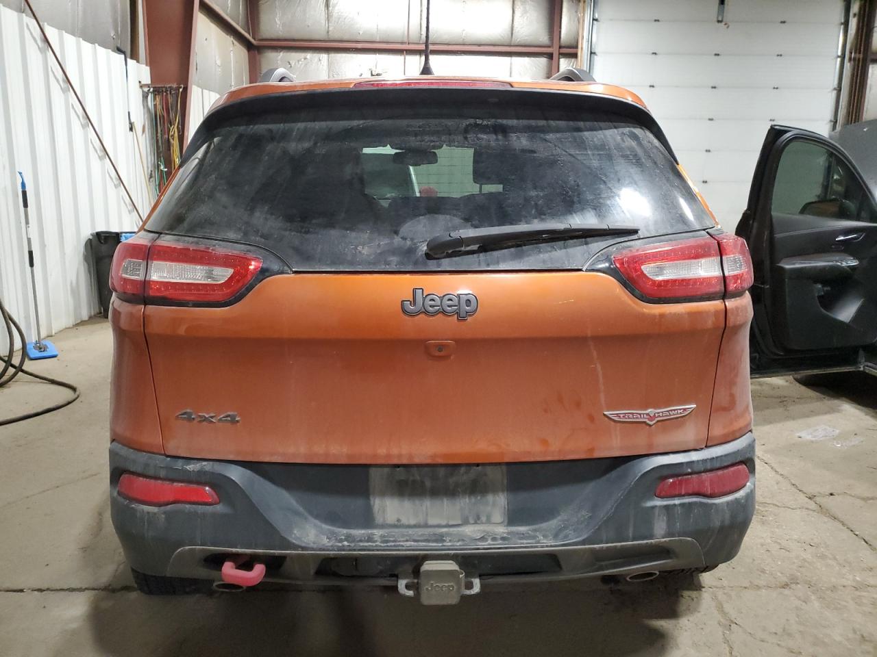 2016 Jeep Cherokee Trailhawk VIN: 1C4PJMBS2GW214769 Lot: 92433925
