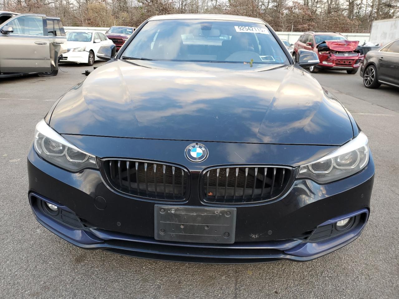 Фото: WBA4J3C54JBG94947